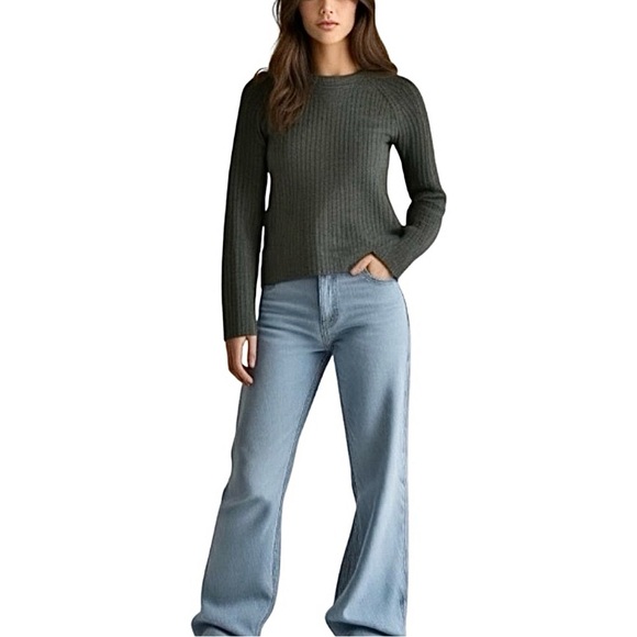 Dolce & Gabbana Italy 100% wool grey ribbed knit raglan sleeve sweater IT 50 - Picture 2 of 16